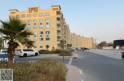 شقة - 1 حمام للبيع في قرية الاميرة - الياسمين - عجمان