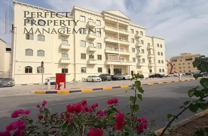 شقة - 2 غرف نوم - 2 حمامات للايجار في قرية الياسمين - رأس الخيمة