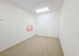 صورةغرفة فارغة لـ: سكن عمال للكراء في جبل على الصناعية 1 - جبل علي الصناعية - جبل علي - دبي, صورة 1
