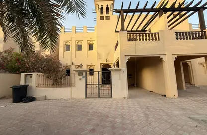 تاون هاوس - 4 غرف نوم - 4 حمامات للبيع في قرية الحمرا - رأس الخيمة