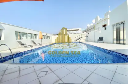 صورة لـ حوض سباحة شقة - 2 غرف نوم - 3 حمامات للايجار في سي 15 - الدانة - شاطئ الراحة - أبوظبي ، صورة رقم 1