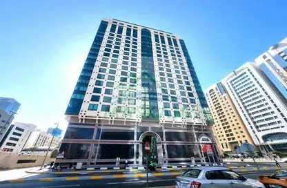 Apartment - 2 Bedrooms - 3 Bathrooms for rent in Liwa Centre Tower 1 - Liwa Centre Towers - Hamdan Street - Abu Dhabi