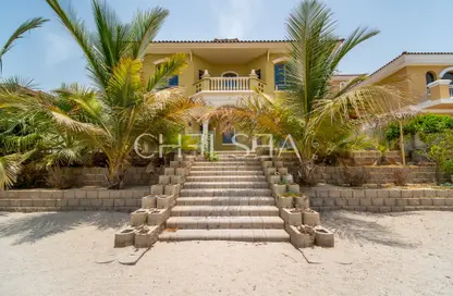 Villa - 5 Bedrooms - 6 Bathrooms for sale in Garden Homes Frond E - Garden Homes - Palm Jumeirah - Dubai