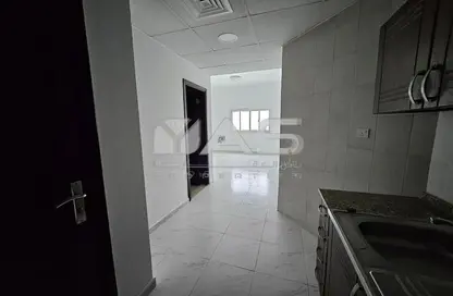 Apartment - Studio - 1 Bathroom for rent in RAK Tower - Al Seer - Ras Al Khaimah