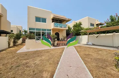Villa - 3 Bedrooms - 3 Bathrooms for rent in Umm Suqeim 1 Villas - Umm Suqeim 1 - Umm Suqeim - Dubai