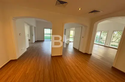 Villa - 5 Bedrooms - 6 Bathrooms for rent in Meadows 4 - Meadows - Dubai