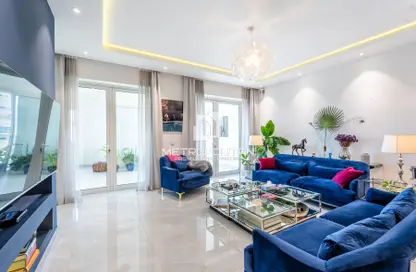 Apartment - 2 Bedrooms - 3 Bathrooms for sale in Al Hallawi - Shoreline Apartments - Palm Jumeirah - Dubai