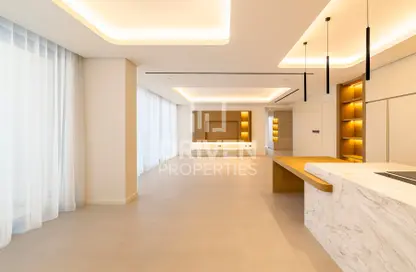 Apartment - 3 Bedrooms - 3 Bathrooms for sale in Building 12 - CityWalk Residential - City Walk - Dubai
