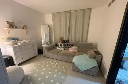 Townhouse - 2 Bedrooms - 3 Bathrooms for rent in Al Khaleej Village - Al Ghadeer - Abu Dhabi