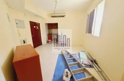 Apartment - Studio - 1 Bathroom for rent in Fire Station Road - Muwaileh - Sharjah