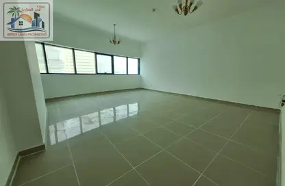 شقة - غرفة نوم - 2 حمامات للايجار في برج الممزر - الممزر - الشارقة - الشارقة