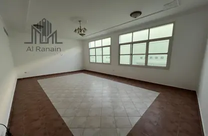 شقة - 3 غرف نوم - 3 حمامات للايجار في الشعيبة - الروضة الشرقية - العين