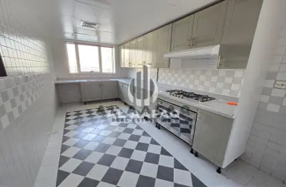 Apartment - 2 Bedrooms - 3 Bathrooms for rent in Al Majaz 1 - Al Majaz - Sharjah