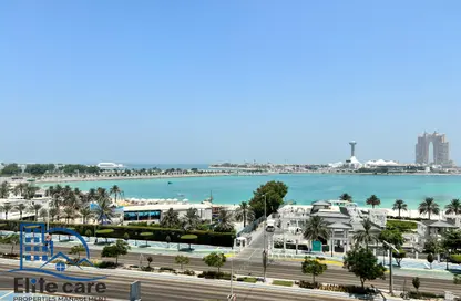 Apartment - 2 Bedrooms - 3 Bathrooms for rent in Nation Towers - Corniche Road - Abu Dhabi