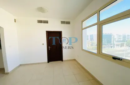 Apartment - 1 Bathroom for rent in Hai Al Murabbaa - Central District - Al Ain