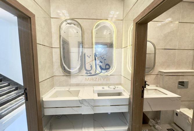 15602279 - Property Image 2