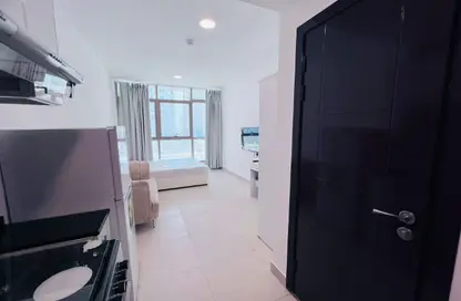 Apartment - Studio - 1 Bathroom for rent in Al Falah Street - City Downtown - Abu Dhabi