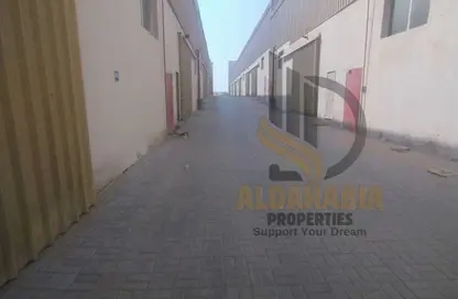 Warehouse - Studio - 1 Bathroom for rent in Umm Al Thuoob - Umm Al Quwain