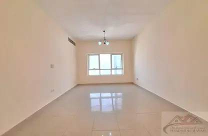 شقة - 3 غرف نوم - 3 حمامات للايجار في بوابة الشارقة - النهدة - الشارقة