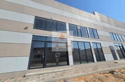 مستودع - استوديو - 1 حمام للايجار في منطقة الإمارات الصناعية الحديثة - أم القيوين