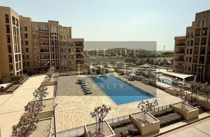 Apartment - 3 Bedrooms - 4 Bathrooms for sale in Zahra Breeze Apartments 4A - Zahra Breeze Apartments - Town Square - Dubai