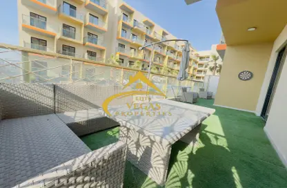 Apartment - 2 Bedrooms - 2 Bathrooms for rent in Binghatti Rose - Jumeirah Village Circle - Dubai