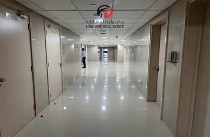 مكتب - استوديو للايجار في مكاتب و محلات ارجمند - مجمع دبي للإستثمار - دبي
