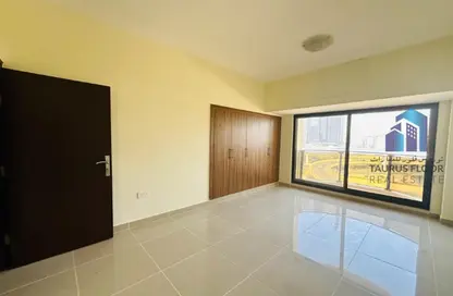 Apartment - 3 Bedrooms - 3 Bathrooms for rent in Sheikh Rashid Building - Sheikh Zayed Road - Dubai