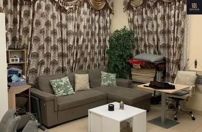 شقة - غرفة نوم - 2 حمامات للايجار في بوابة السيليكون رقم 4 - بوابات السيليكون - واحة السيليكون - دبي