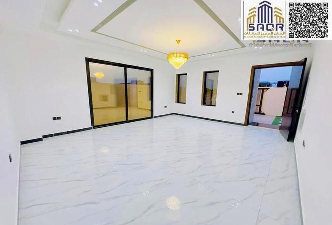 13513653 - Property Image 2