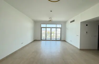 Apartment - 3 Bedrooms - 4 Bathrooms for sale in Daisy - Azizi Residence - Al Furjan - Dubai