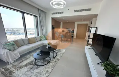 صورة لـ غرفة المعيشة / غرفة الطعام شقة - غرفة نوم - 1 حمام للايجار في صيف - جريك بيتش - ميناء خور دبي (ذا لاجونز) - دبي ، صورة رقم 1