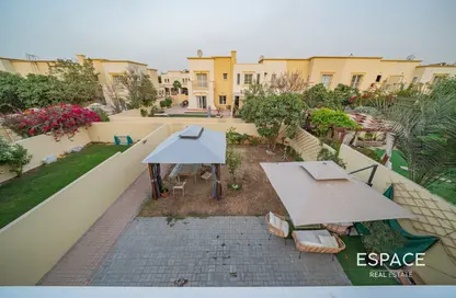 فيلا - 2 غرف نوم - 3 حمامات للايجار في الينابيع 4 - الينابيع - دبي فيلا - 2 غرف نوم - 3 حمامات للايجار في الينابيع 4 - الينابيع - دبي