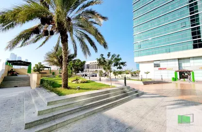 شقة - 3 غرف نوم - 5 حمامات للايجار في مجمع البطين - البطين - أبوظبي