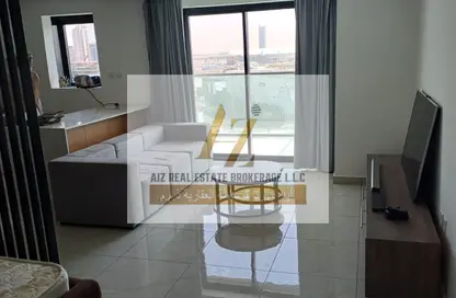Apartment - Studio - 1 Bathroom for rent in The Square Tower - Jumeirah Village Circle - Dubai