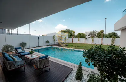 Villa - 5 Bedrooms - 7 Bathrooms for sale in Sharjah Garden City - Sharjah