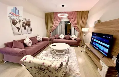 شقة - 2 غرف نوم - 2 حمامات للايجار في أبراج التعاون - الخان - الشارقة
