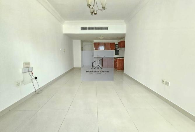 16041500 - Property Image 2