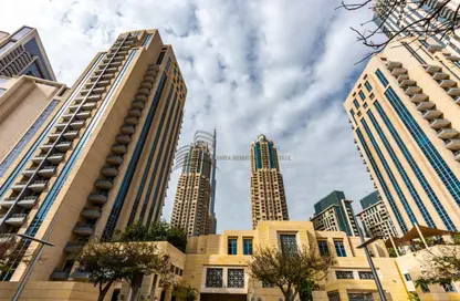 Outdoor Building image for: Apartment - 2 Bedrooms - 2 Bathrooms for rent in Claren Tower 2 - Claren Towers - Downtown Dubai - Dubai, Image 1