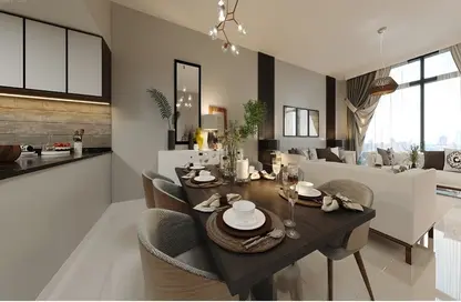 Living / Dining Room image for: Apartment - 4 Bedrooms - 4 Bathrooms for sale in Royal Park - Masdar City - Abu Dhabi, Image 1