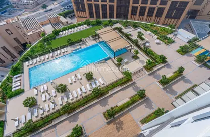 شقة - 2 غرف نوم - 2 حمامات للايجار في برج التاج - دبي وسط المدينة - دبي