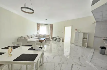 شقة - غرفة نوم - 2 حمامات للايجار في بناية ديونز - الضيافة - السطوة - دبي