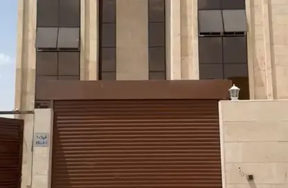 فيلا - 5 غرف نوم - 6 حمامات للبيع في الطي شرق - السيوح - الشارقة