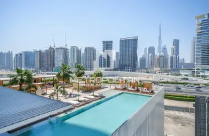 شقة - 1 حمام للايجار في رأسًا على عقب - الخليج التجاري - دبي