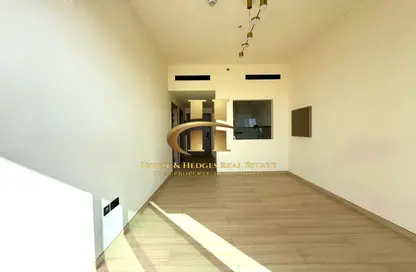 Apartment - 1 Bedroom - 2 Bathrooms for rent in Binghatti Heights - Jumeirah Village Circle - Dubai