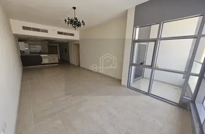 Apartment - 1 Bedroom - 2 Bathrooms for rent in Lootah Avenue - Motor City - Dubai