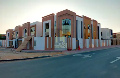 Villa - 5 Bedrooms - 7 Bathrooms for sale in Al Mowaihat 3 - Al Mowaihat - Ajman