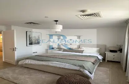 شقة - 2 غرف نوم - 3 حمامات للايجار في ينسون 2 - ينسون - المدينة القديمة - دبي شقة - 2 غرف نوم - 3 حمامات للايجار في ينسون 2 - ينسون - المدينة القديمة - دبي