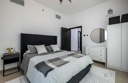 Apartment - 3 Bedrooms - 3 Bathrooms for sale in Marina Pinnacle - Dubai Marina - Dubai