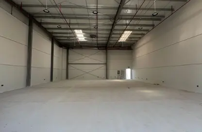 Warehouse - Studio - 4 Bathrooms for sale in Al Sajaa Industrial - Al Sajaa - Sharjah